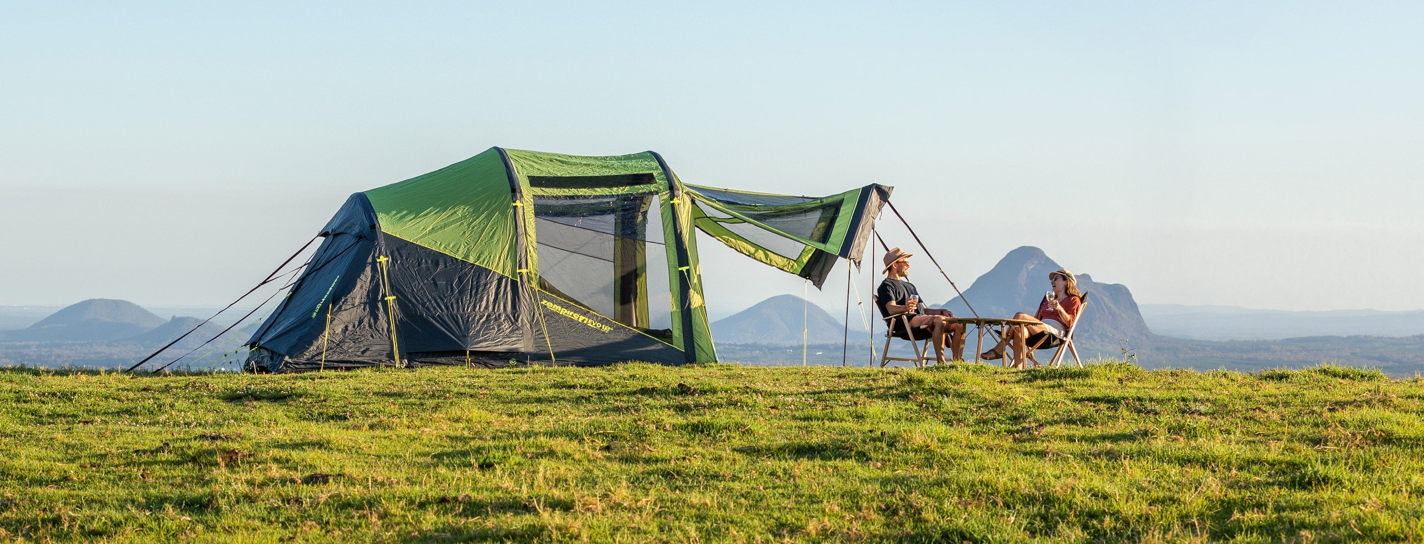 Banner_Tents-Awnings-and-Walls