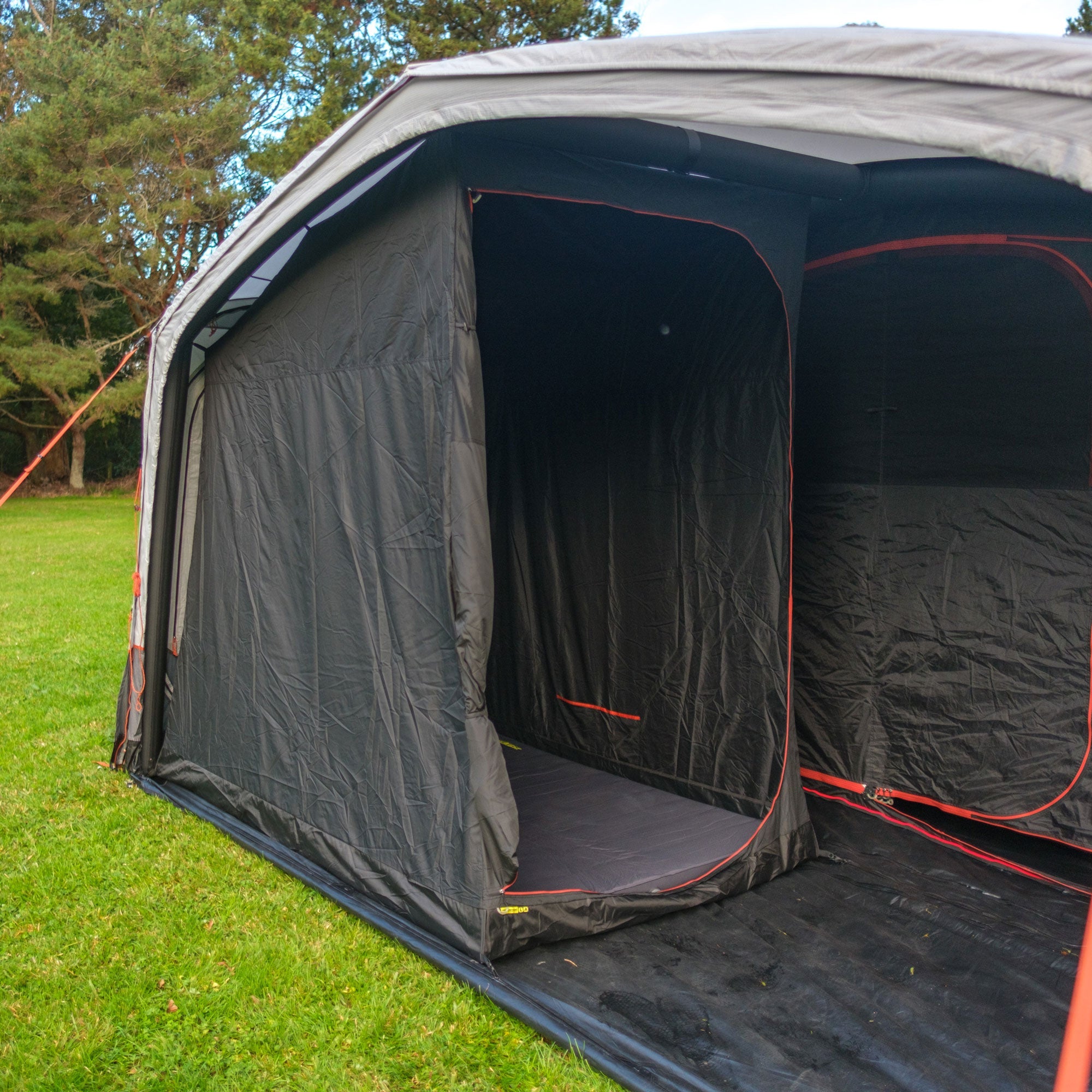 Zempire Shapeshifter 6 Bedroom Pod