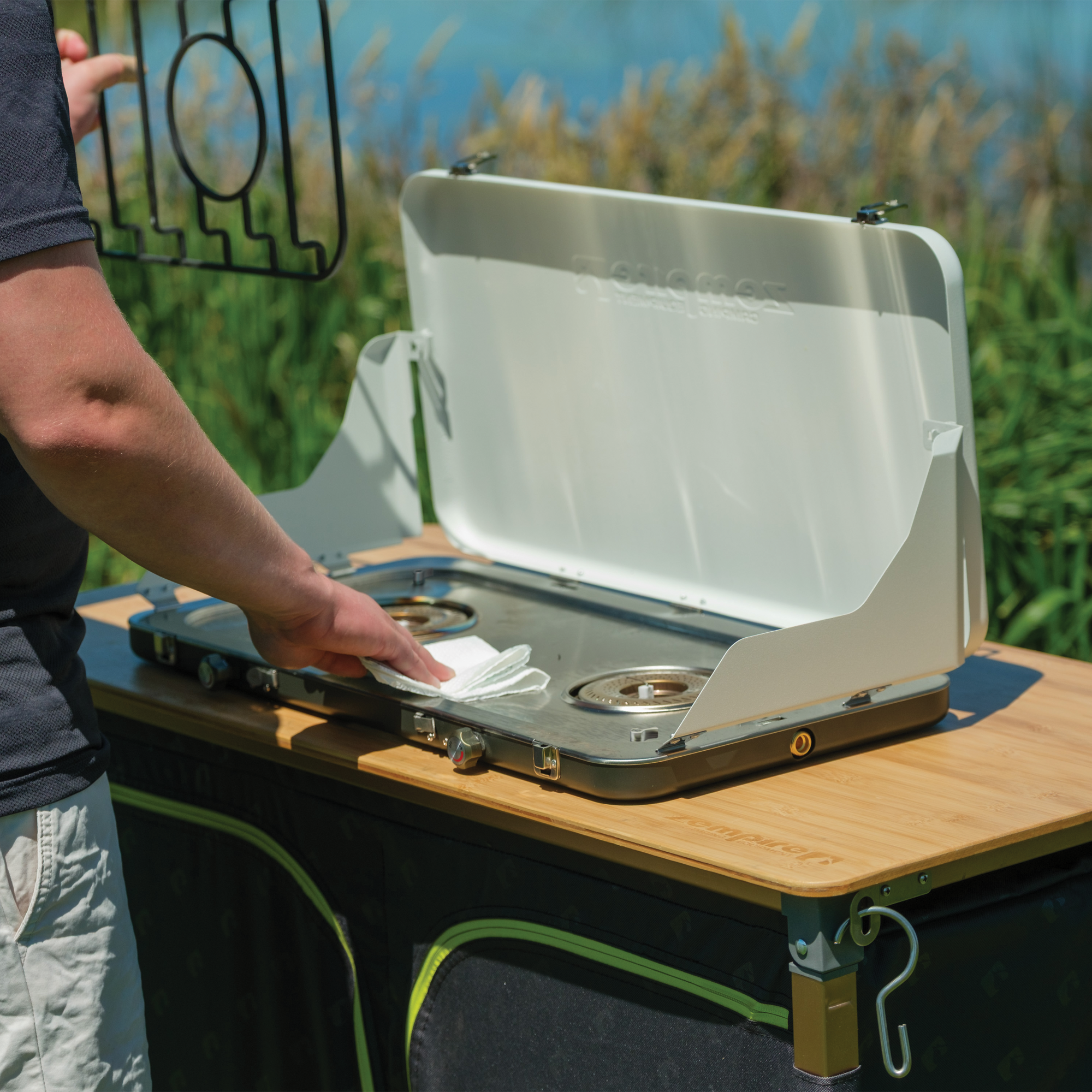 Backside Summit Design + THINKER 森旅STOVE Stealth-Jet Wide Camp Stove – Zempire US