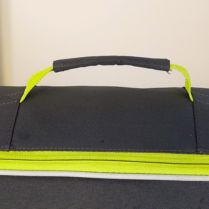 Deluxe N Grill Carry Case 000 Keyfeature Storage Carry Handle