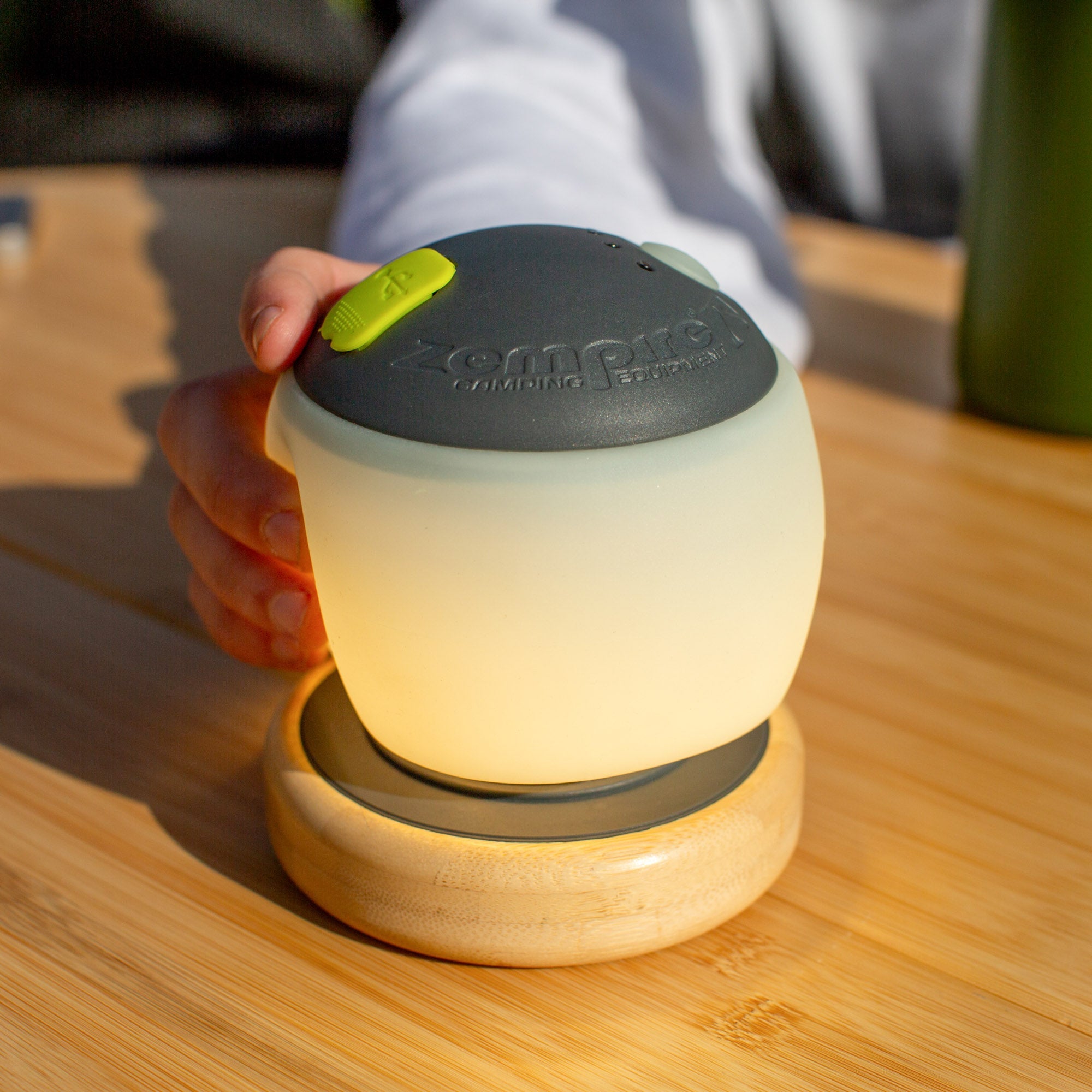 Zempire Megadome 1000 - Camping Lantern – Zempire US