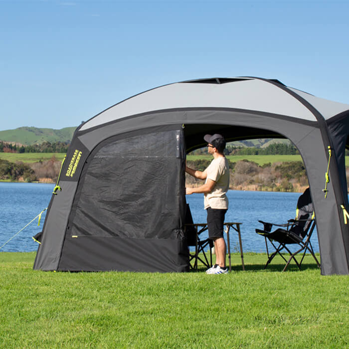 Roadiebase Deluxe Wall L Doorway Option